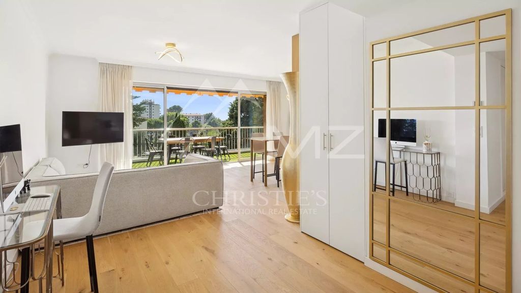 Property photo 1 of 14 Pleasant Apartment In The Heart Of A Residential Area