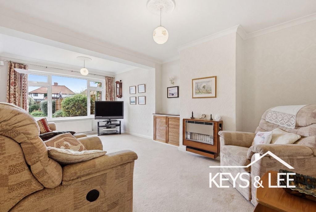 Property photo 2 of 14 5001243