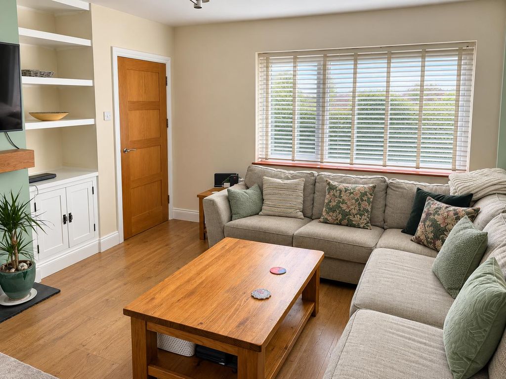 Property photo 3 of 20