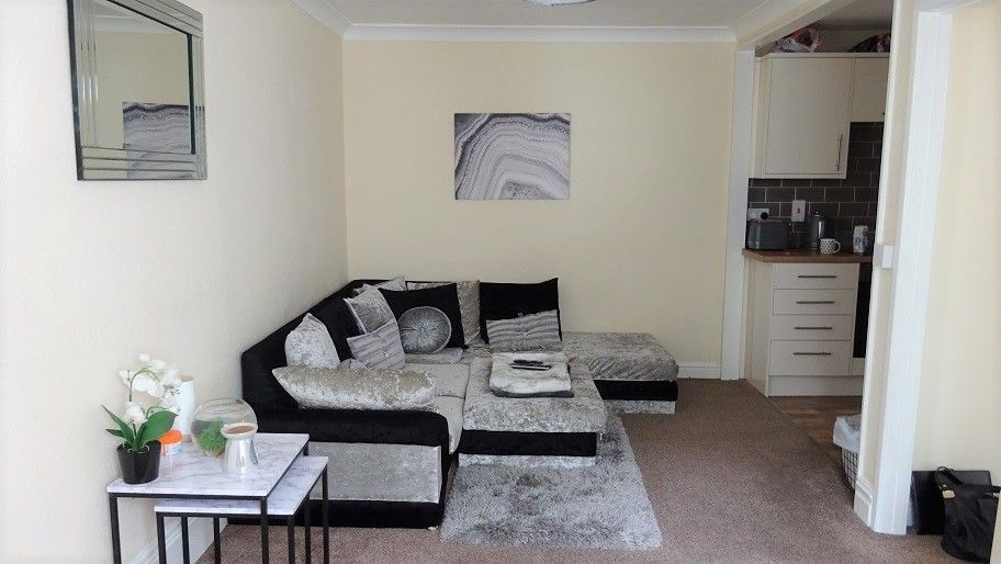 Property photo 3 of 6