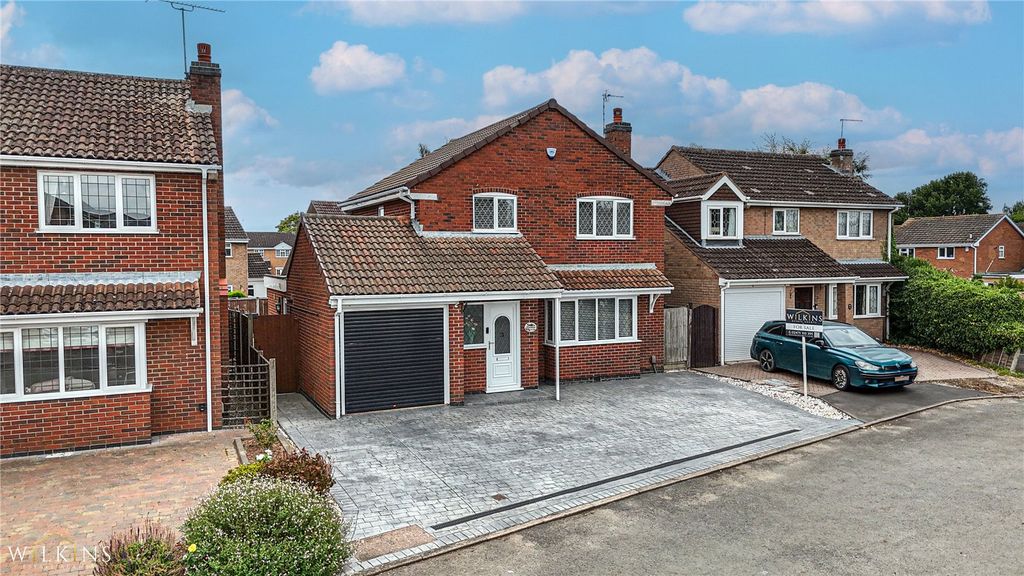 Property photo 1 of 38 Picture No. 03