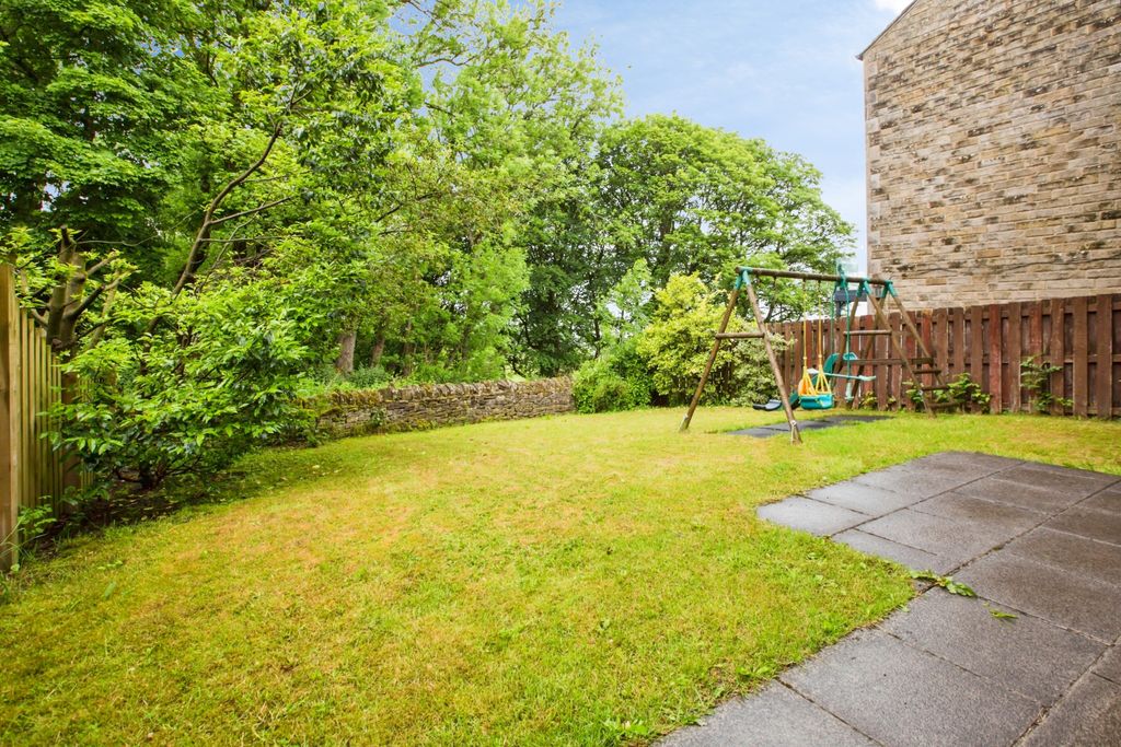 Property photo 3 of 25 Rear Garden