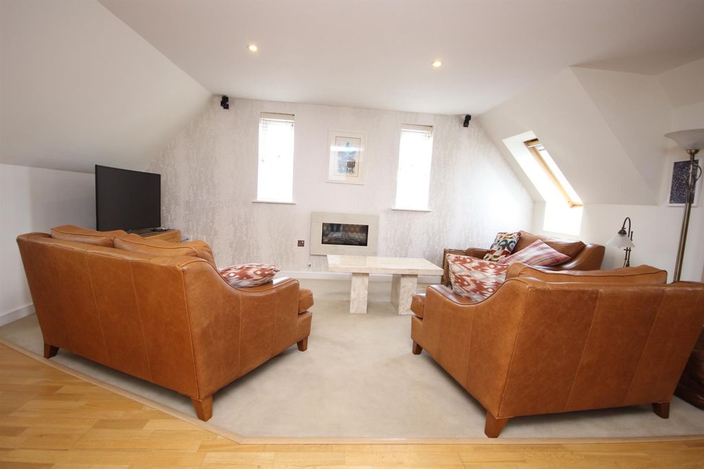 Property photo 3 of 10 Img_5271.Jpg