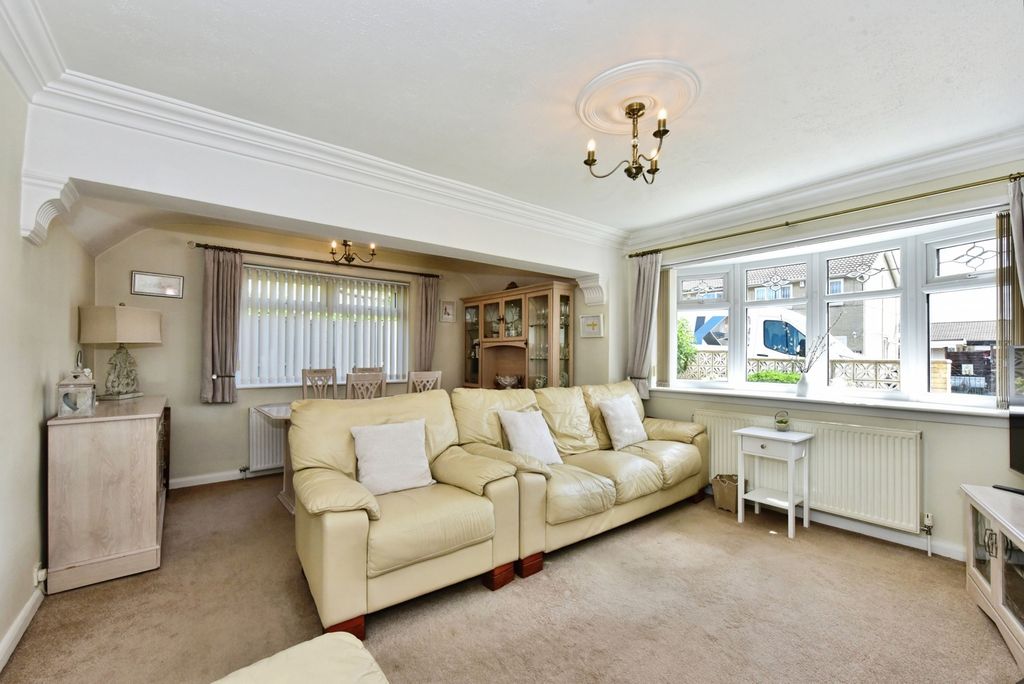 Property photo 3 of 22 Pbox-Img.Jpg