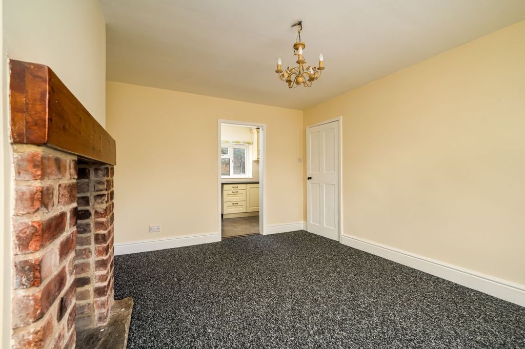 Property photo 3 of 21