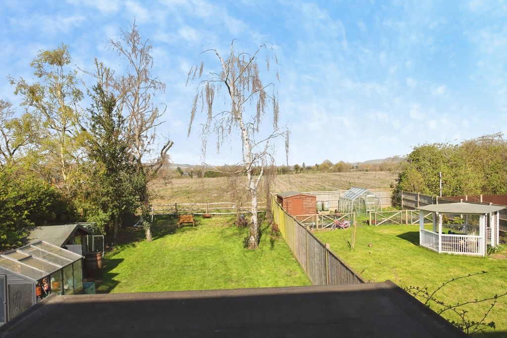 Property photo 3 of 19 Pbox-Img.Jpg