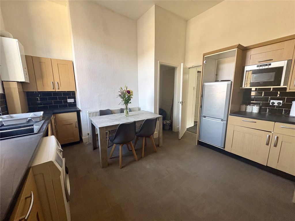 Property photo 2 of 9 Picture No. 07