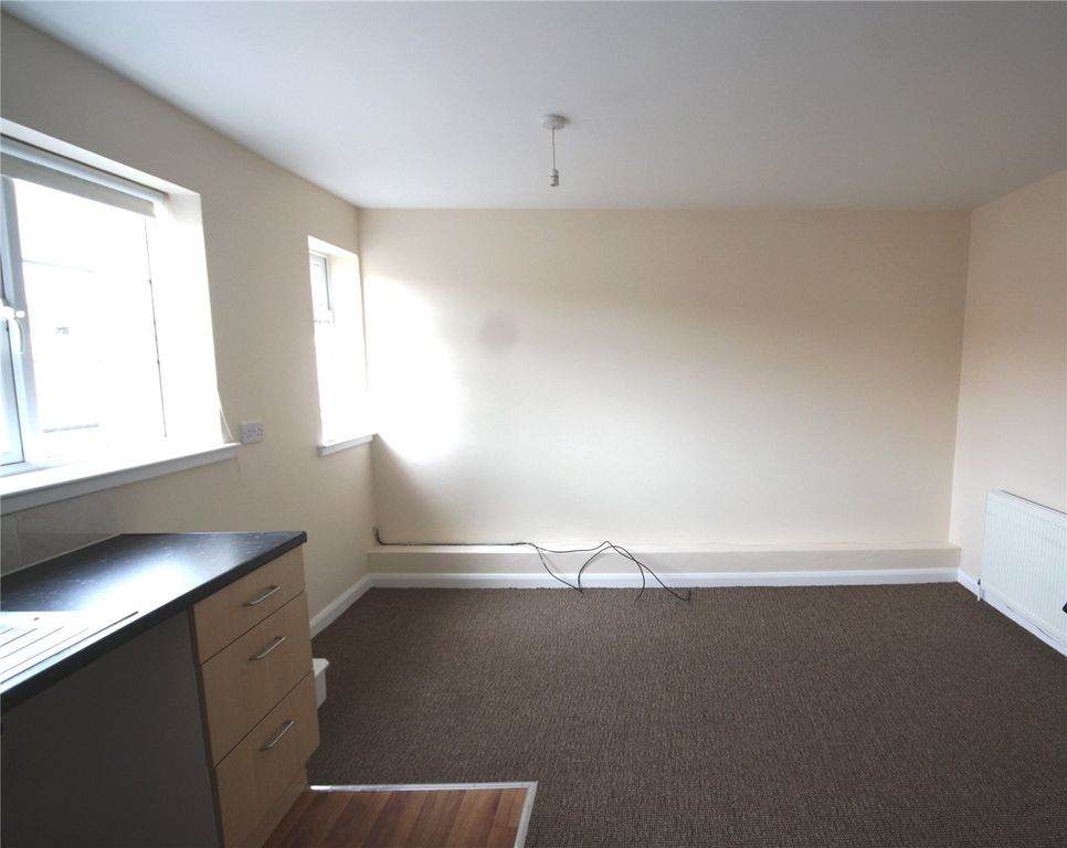 Property photo 3 of 5 Picture No. 02