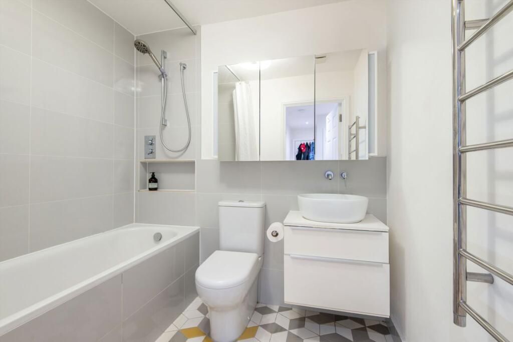 Property photo 3 of 3