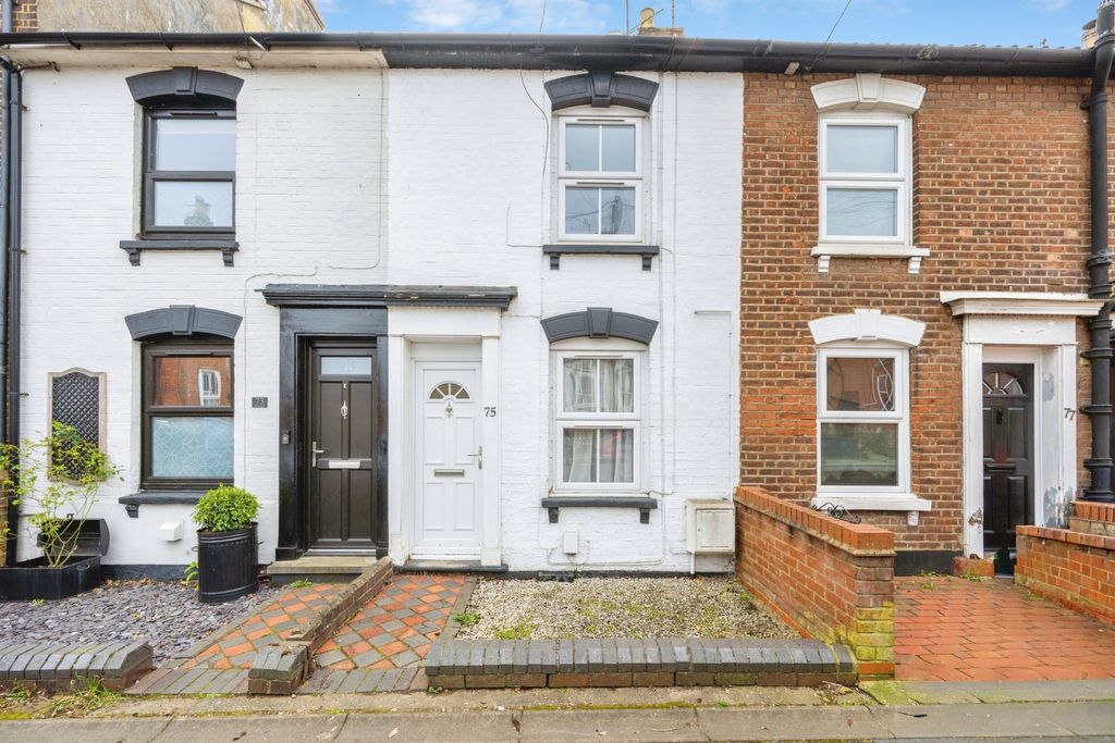 Property photo 1 of 17