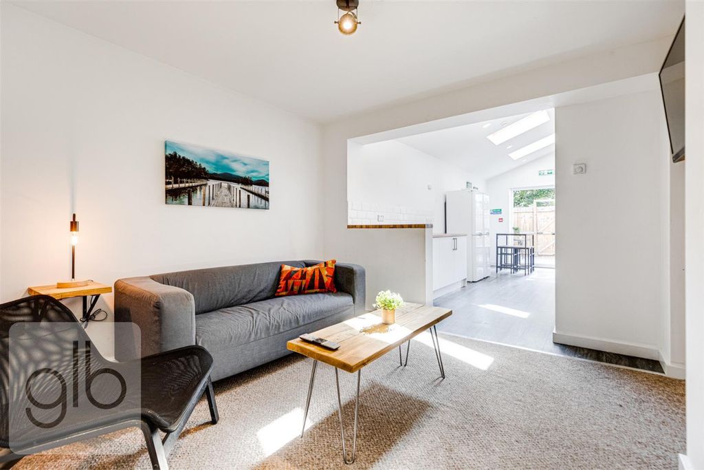 Property photo 1 of 8 1.Png