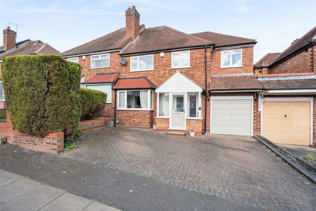 Property photo 1 of 21 52 Ollerton Road_5.Jpg