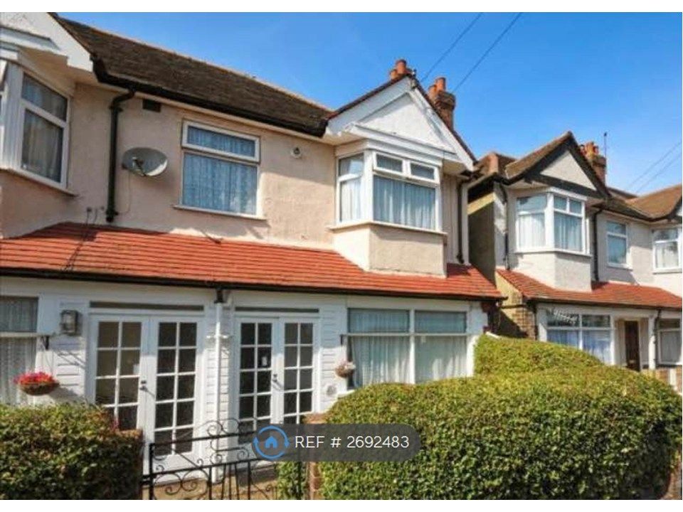 Property photo 1 of 18