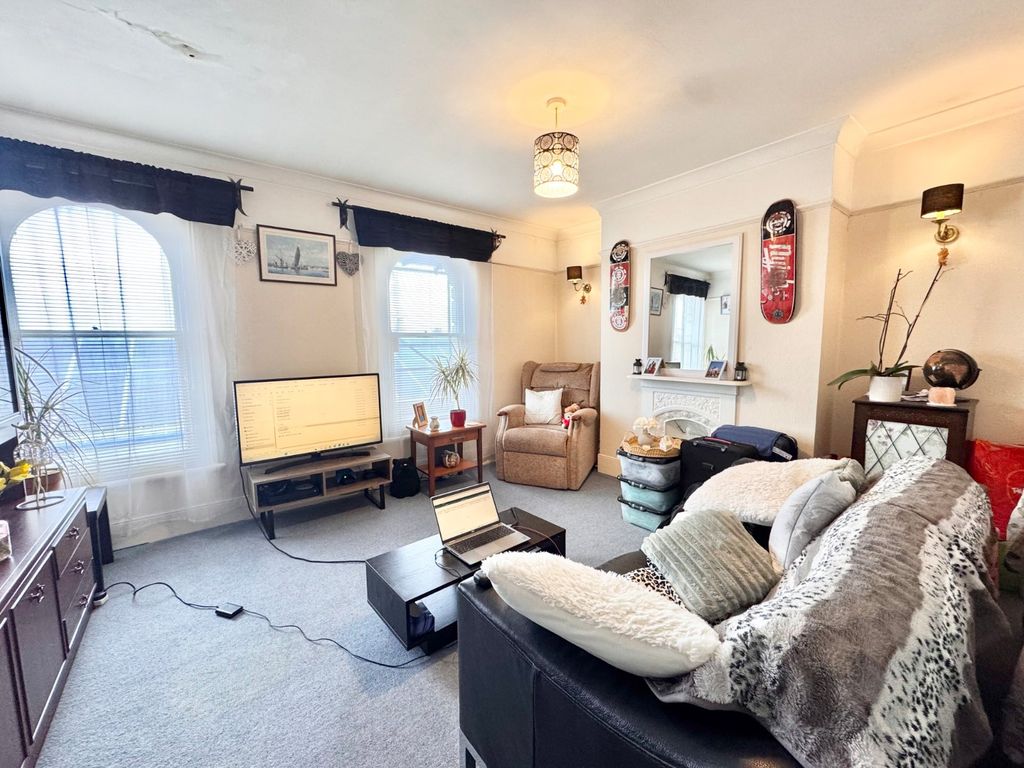 Property photo 2 of 4 Picture No. 07