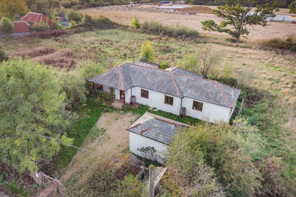 Property photo 1 of 15 Willows Cottage, Cheesemans Green Lane, Ashford Tn25 7Hy