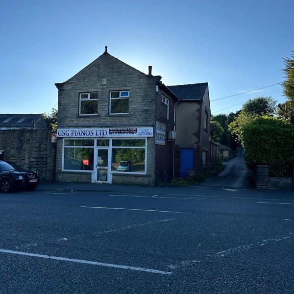 Property photo 1 of 9 Photo 9