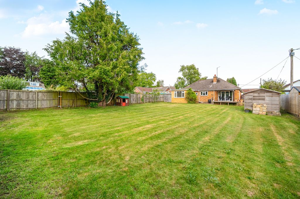 Property photo 1 of 11