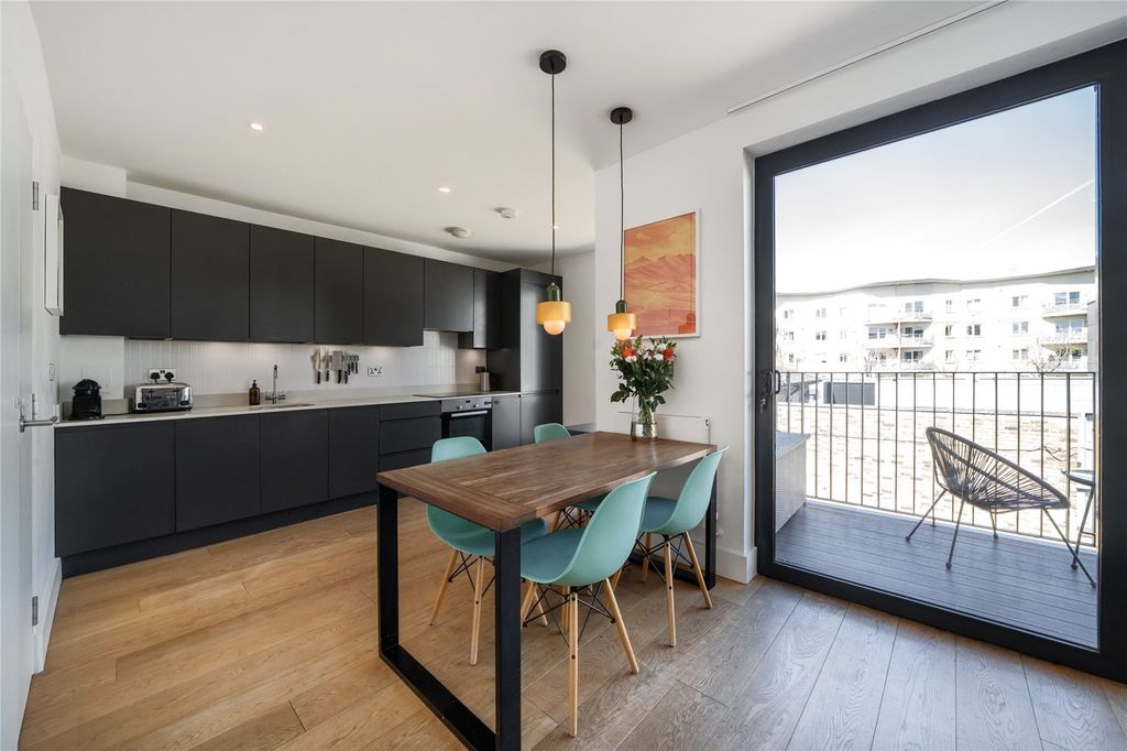 Property photo 2 of 15 Kitchen