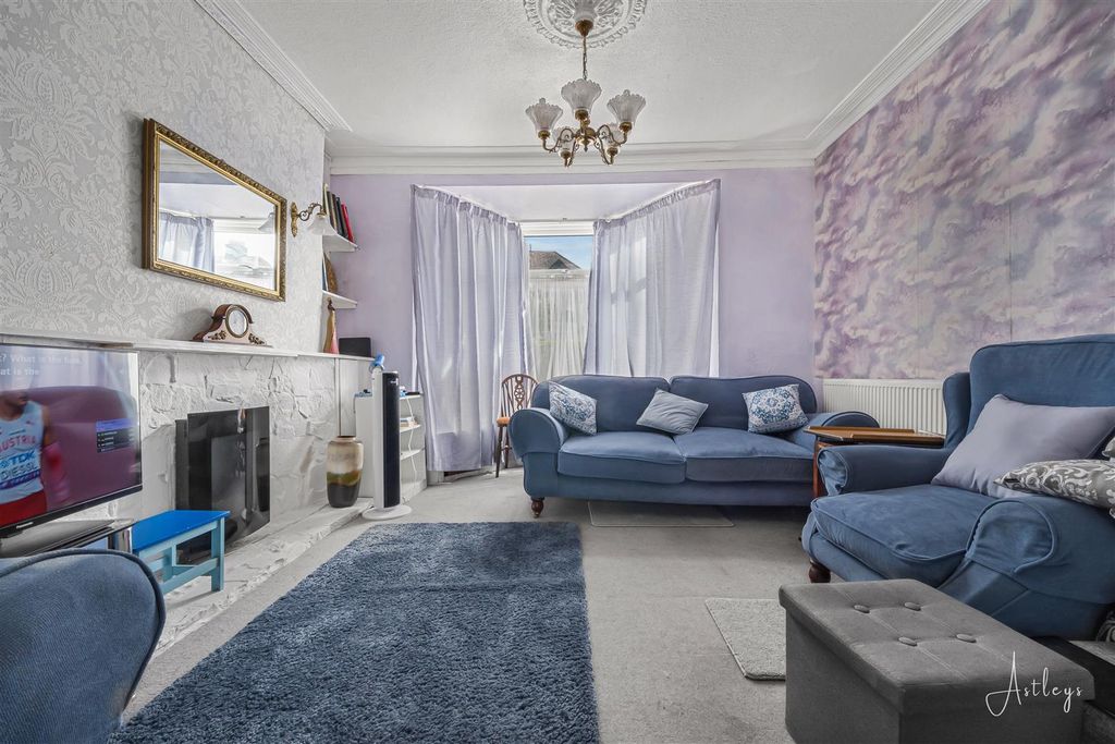 Property photo 2 of 19 Living Room