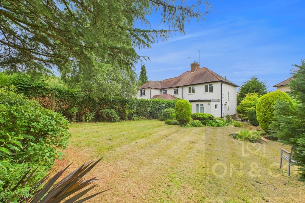 Property photo 3 of 18