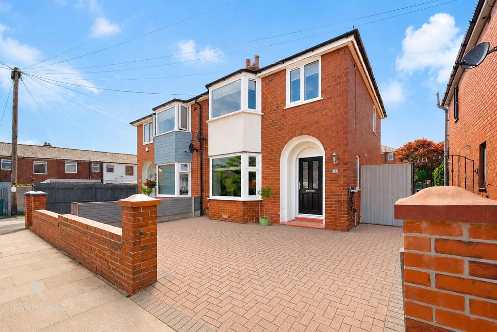 Property photo 2 of 44 2.Jpg