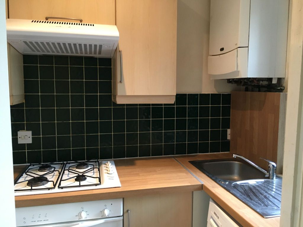 Property photo 3 of 8 Photograph 3