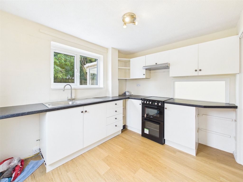 Property photo 2 of 15 Picture No. 23