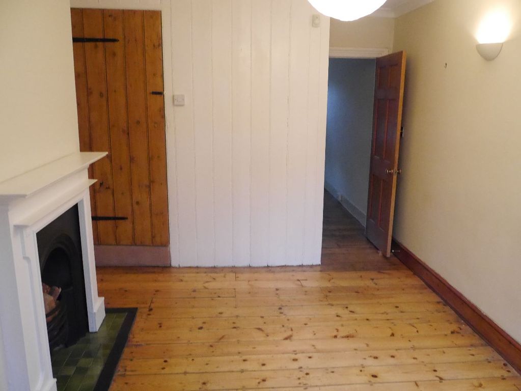 Property photo 3 of 5