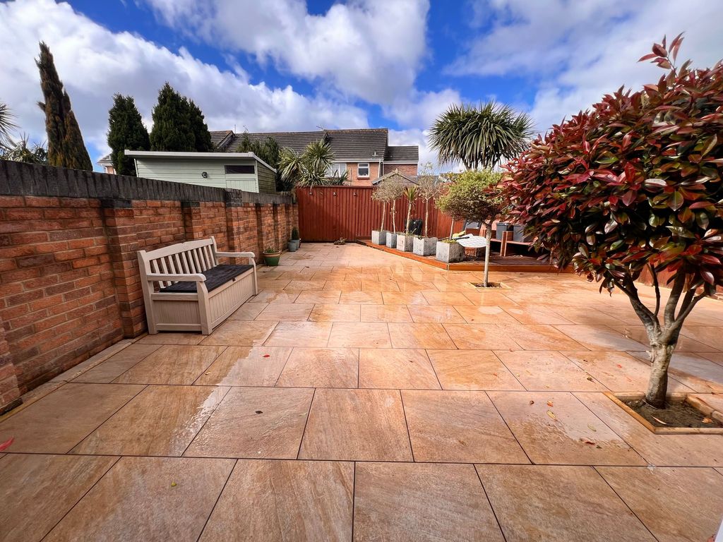 Property photo 3 of 21
