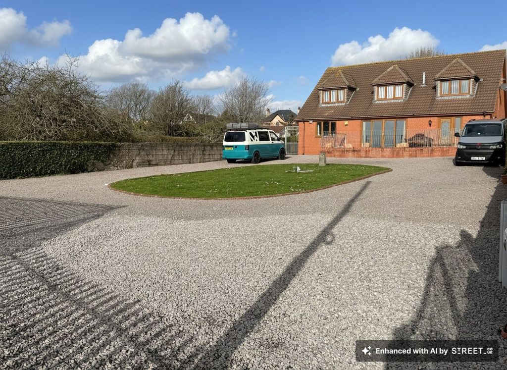 Property photo 1 of 30