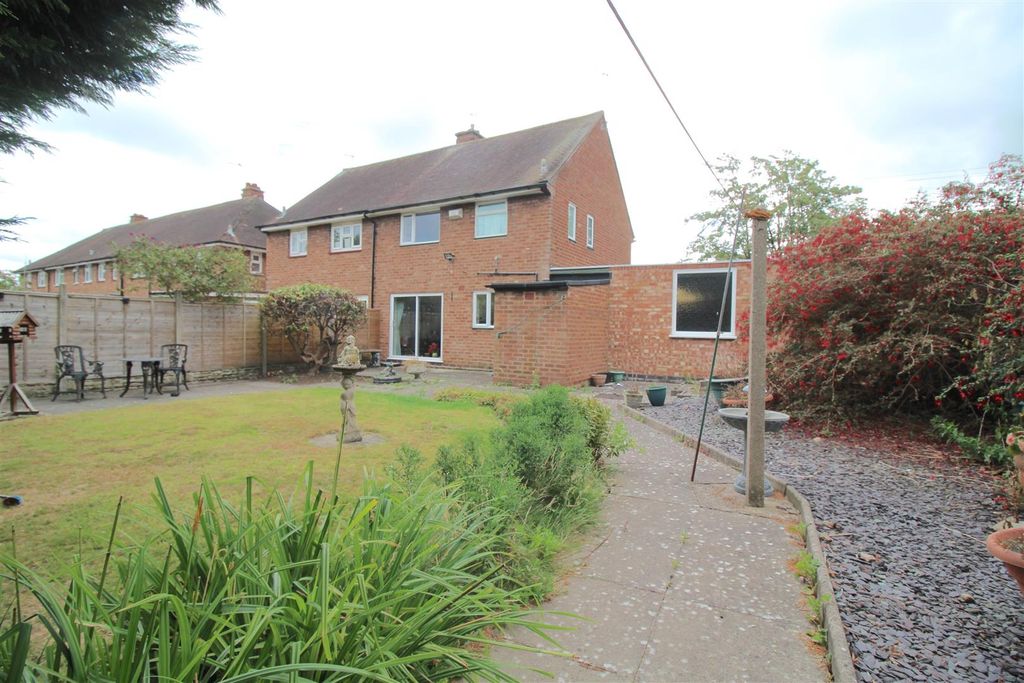 Property photo 2 of 12 Rear