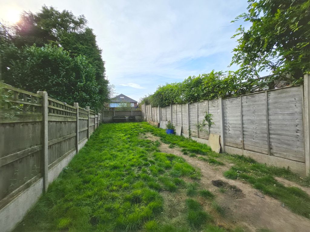 Property photo 3 of 20