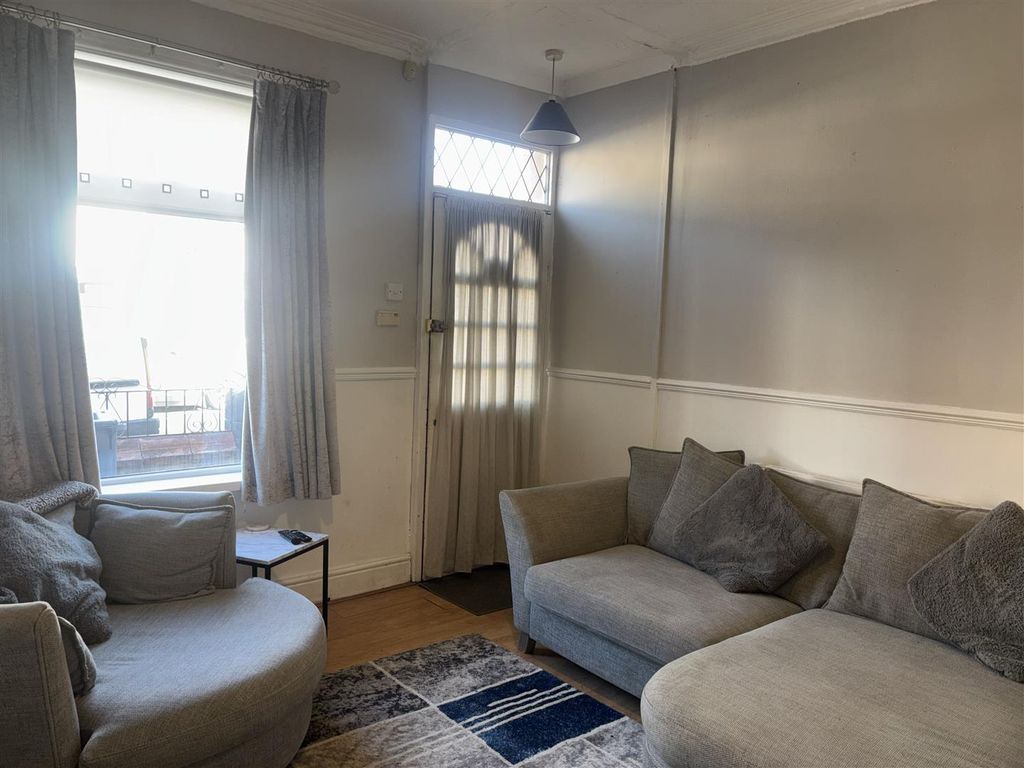 Property photo 3 of 13 Img_1325.Jpeg