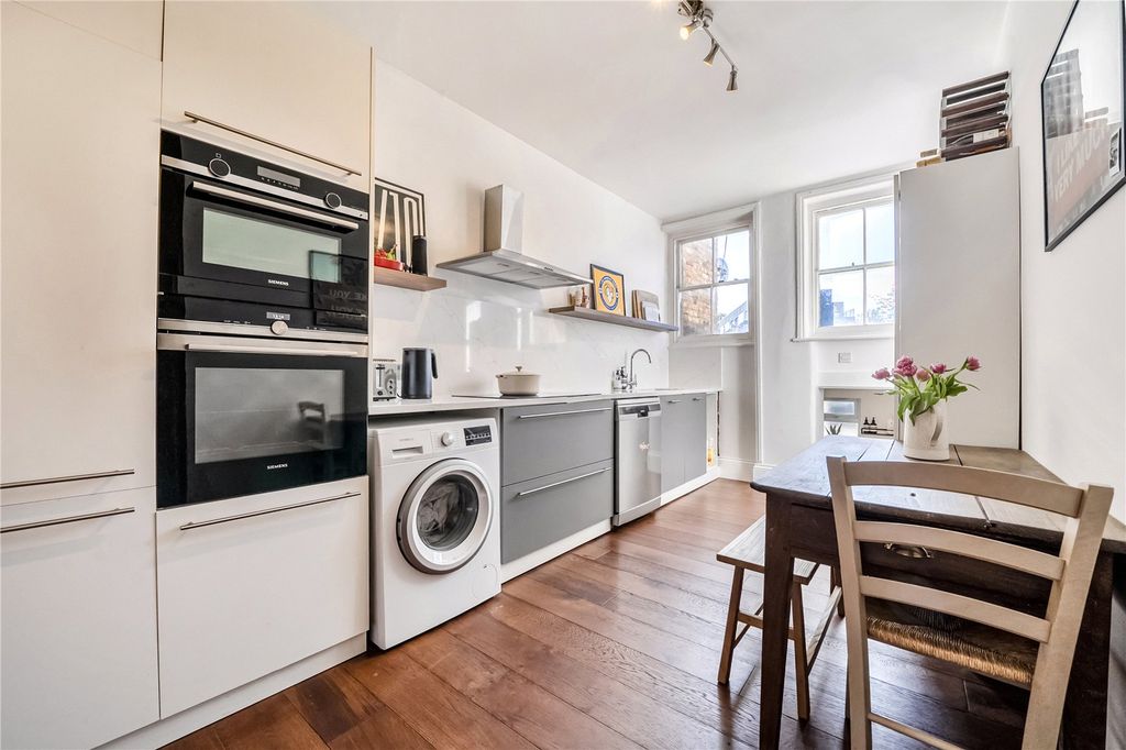 Property photo 3 of 16 Picture No. 08