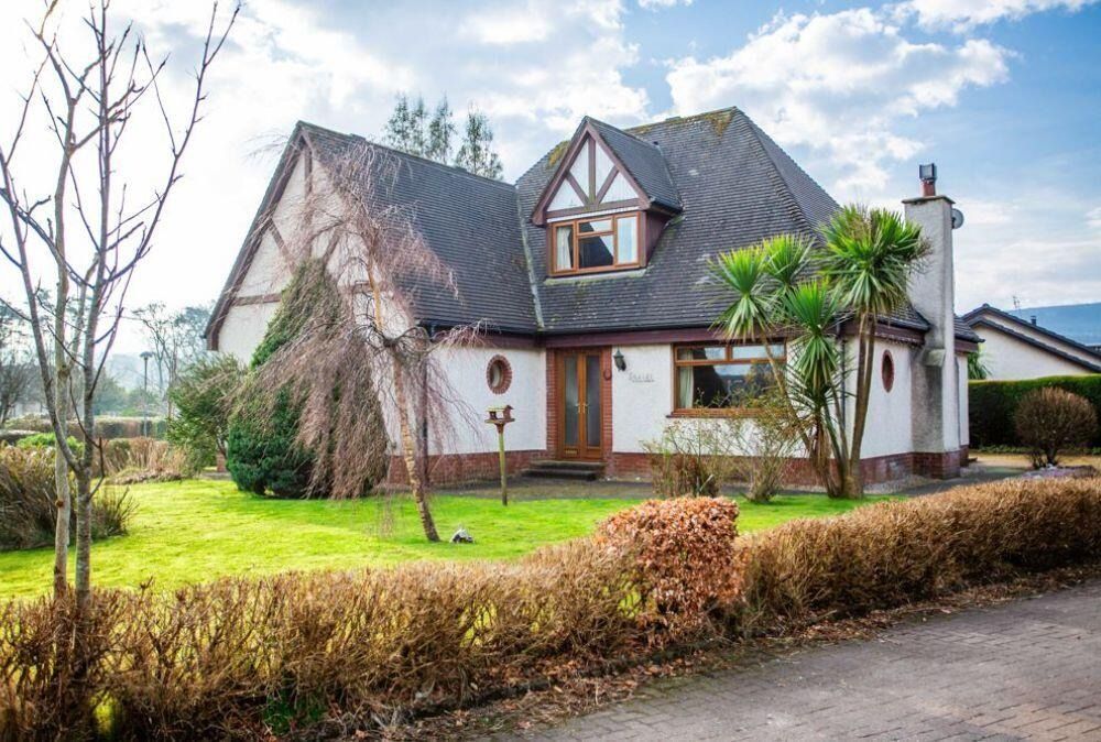 Property photo 1 of 52 4207911