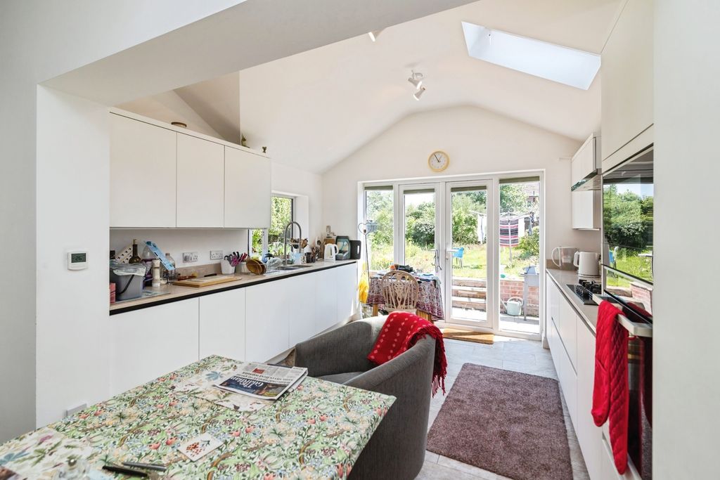 3 bed detached house for saleBallygate, Beccles, Suffolk NR34 photo 4
