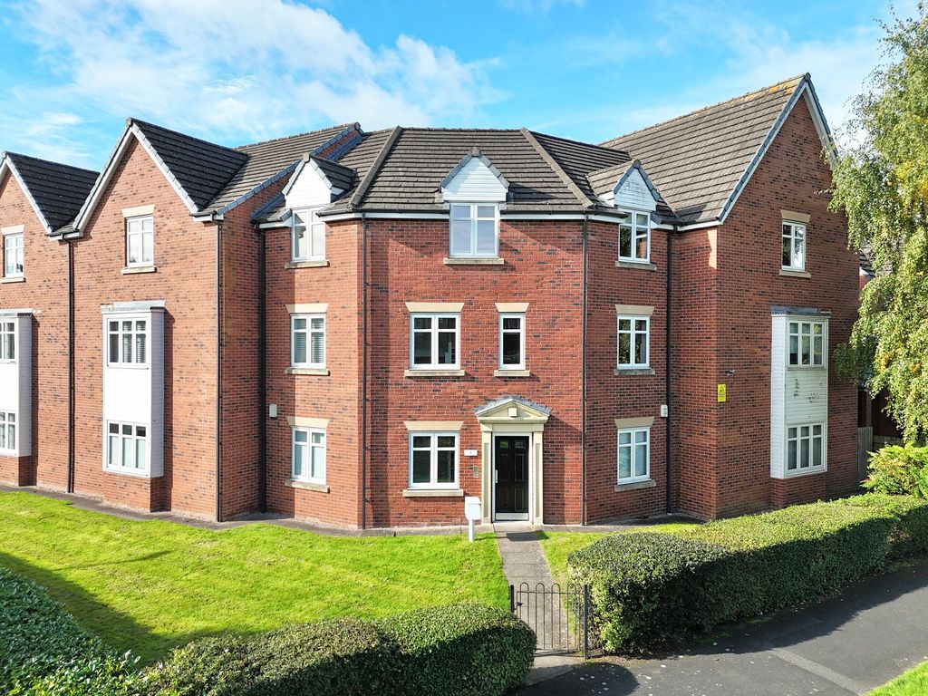 Property photo 1 of 12