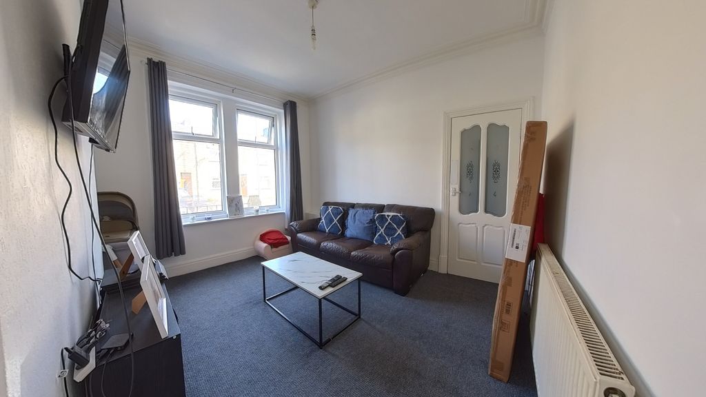 Property photo 3 of 24