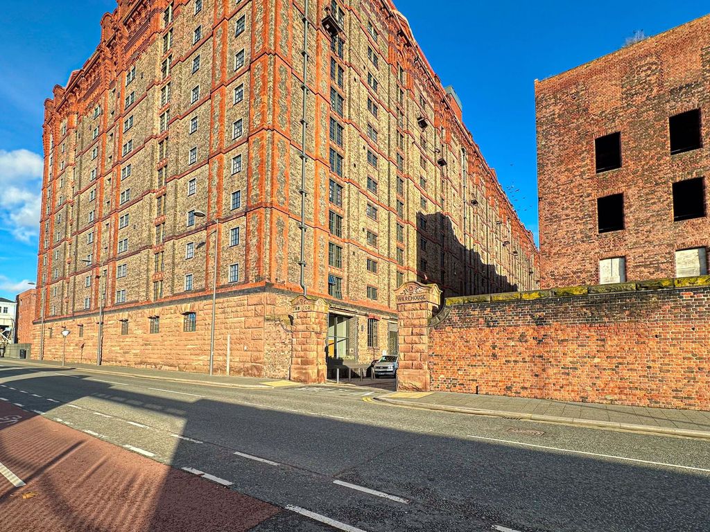 Property photo 1 of 16 Photo 21