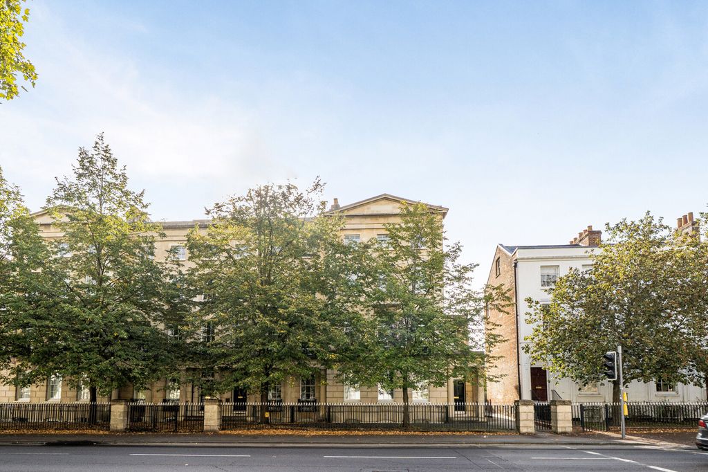 Property photo 2 of 22 External