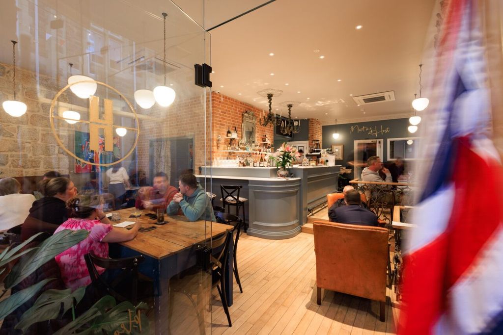 Property photo 3 of 8