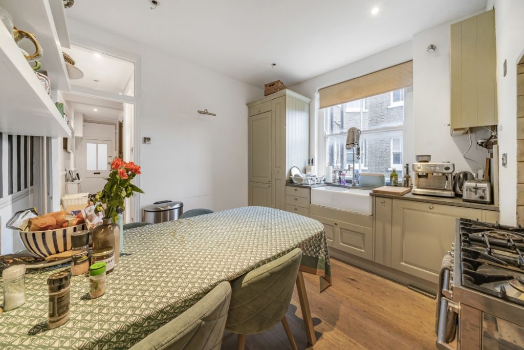 Property photo 3 of 7 1057160 (4)