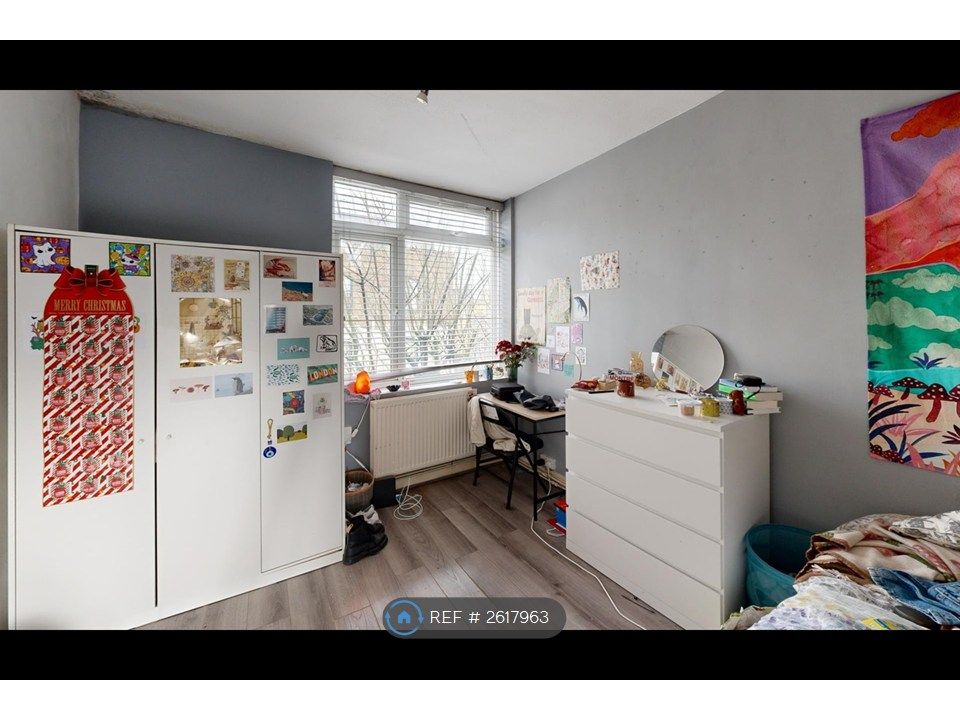Property photo 1 of 4 Study
