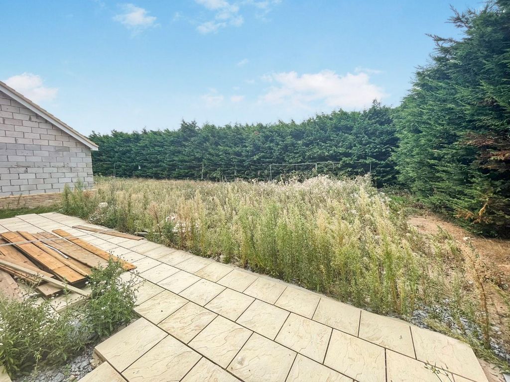 Property photo 3 of 9 Tlc_9c060F42-Abcb-4289-Bb01-184d6c331Ed9_Ddc510E.J