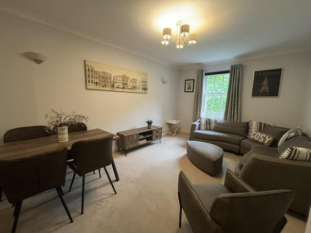 Property photo 2 of 7 Open Plan Living And Dining Area