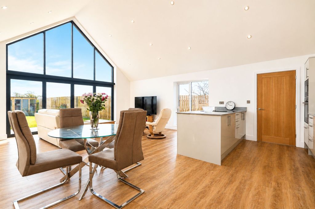 Property photo 2 of 18 Open Plan Lounge/Diner/Kitchen