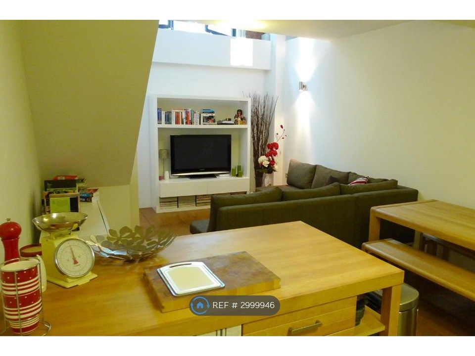 Property photo 3 of 13 Living Room
