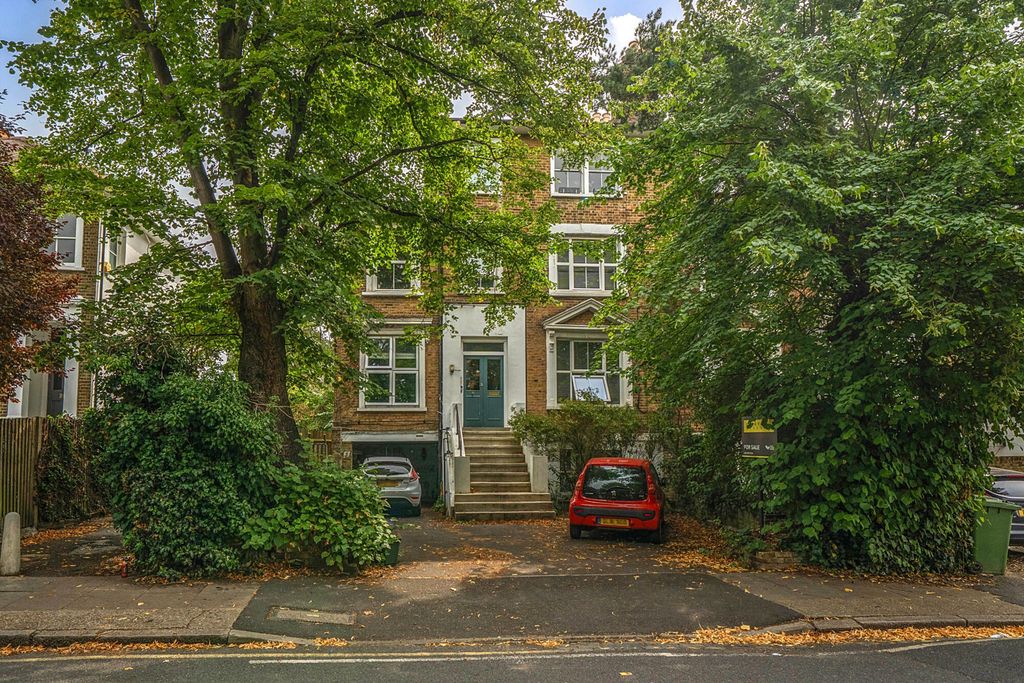 Property photo 1 of 12 External