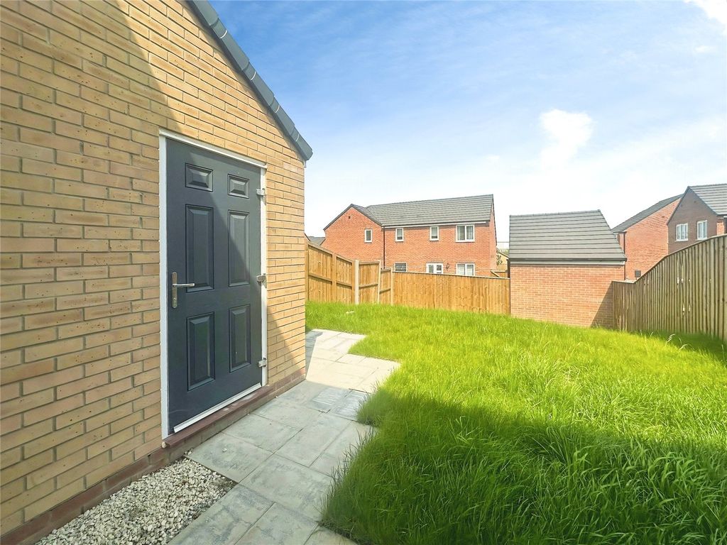 Property photo 2 of 16 Picture No. 22