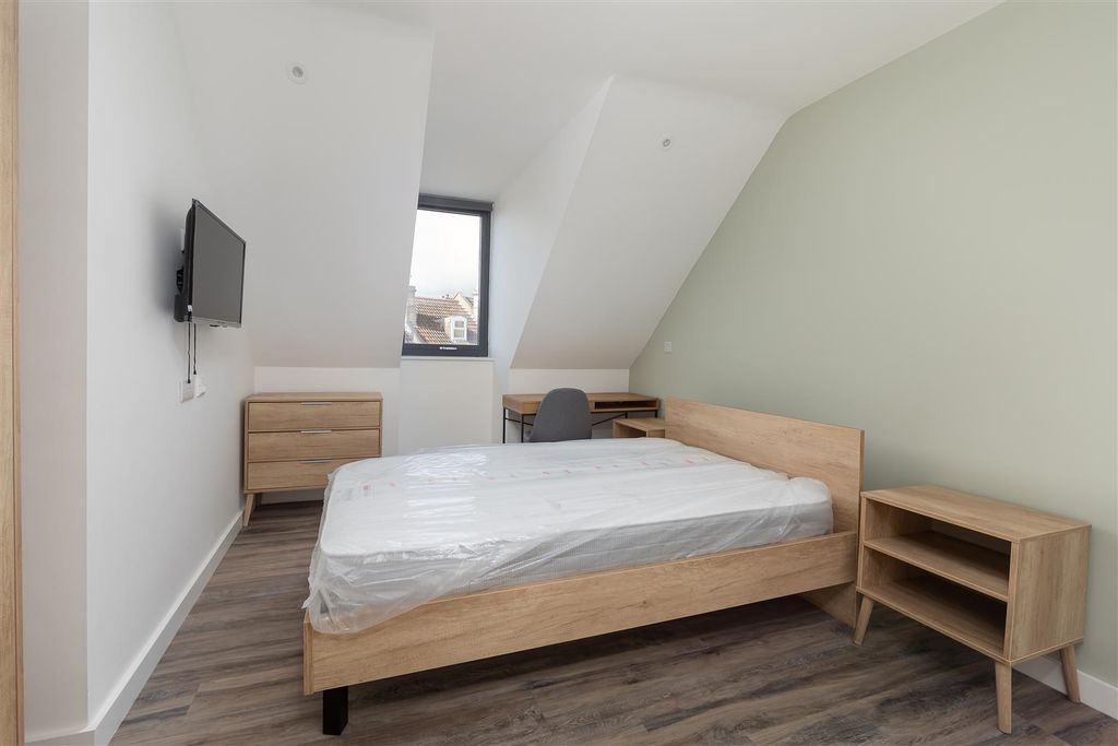 Property photo 1 of 5 Hr-Themewslivingstonrdoldfieldparkba23Pq-9.3-1 (1)